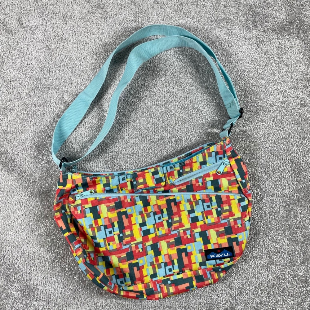 KAVU‎ Crossbody Bag Pixel Print Multi Color Adjustable Strap Pockets